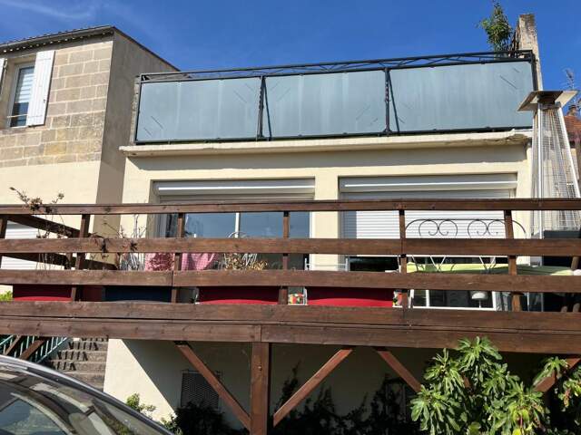 Appartement T3 avec terrasse de 20 m² centre-ville de LIBOURNE (33) — photo du bien