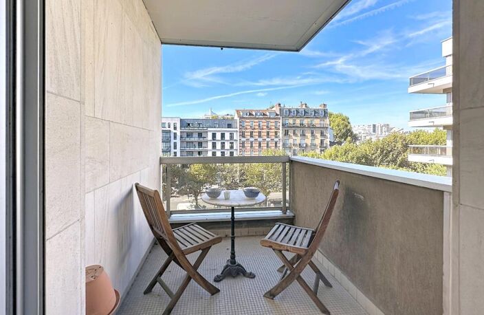 Neuilly-sur-Seine – Île de la Jatte : appartement 4 pièces avec balcon — photo 3