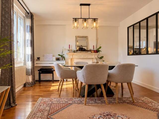 Située à Mériel, cette maison familiale offre une distribution fonctionnelle ainsi qu’un beau potentiel d’évolution — photo du bien
