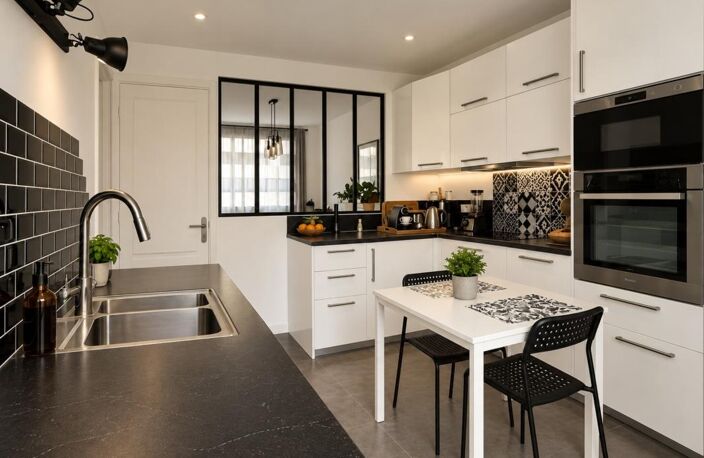 Située à Mériel, cette maison familiale offre une distribution fonctionnelle ainsi qu’un beau potentiel d’évolution — photo 4