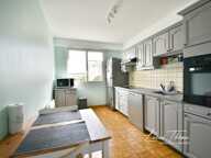 EN EXCLUSIVITÉ – APPARTEMENT T3 AVEC BALCON, PARKING ET CAVE — photo 3