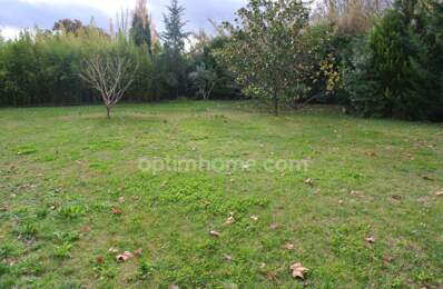 Terrain de 830m² à SAINT REMY DE PROVENCE — photo du bien