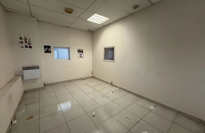 Local commercial — photo 3