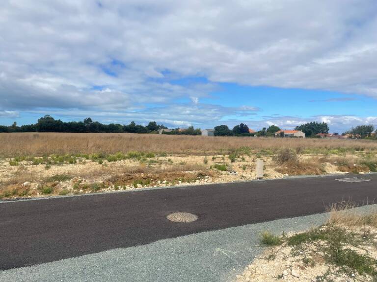 Terrain à bâtir à Saint-Nazaire-sur-Charente (17780) — photo 1