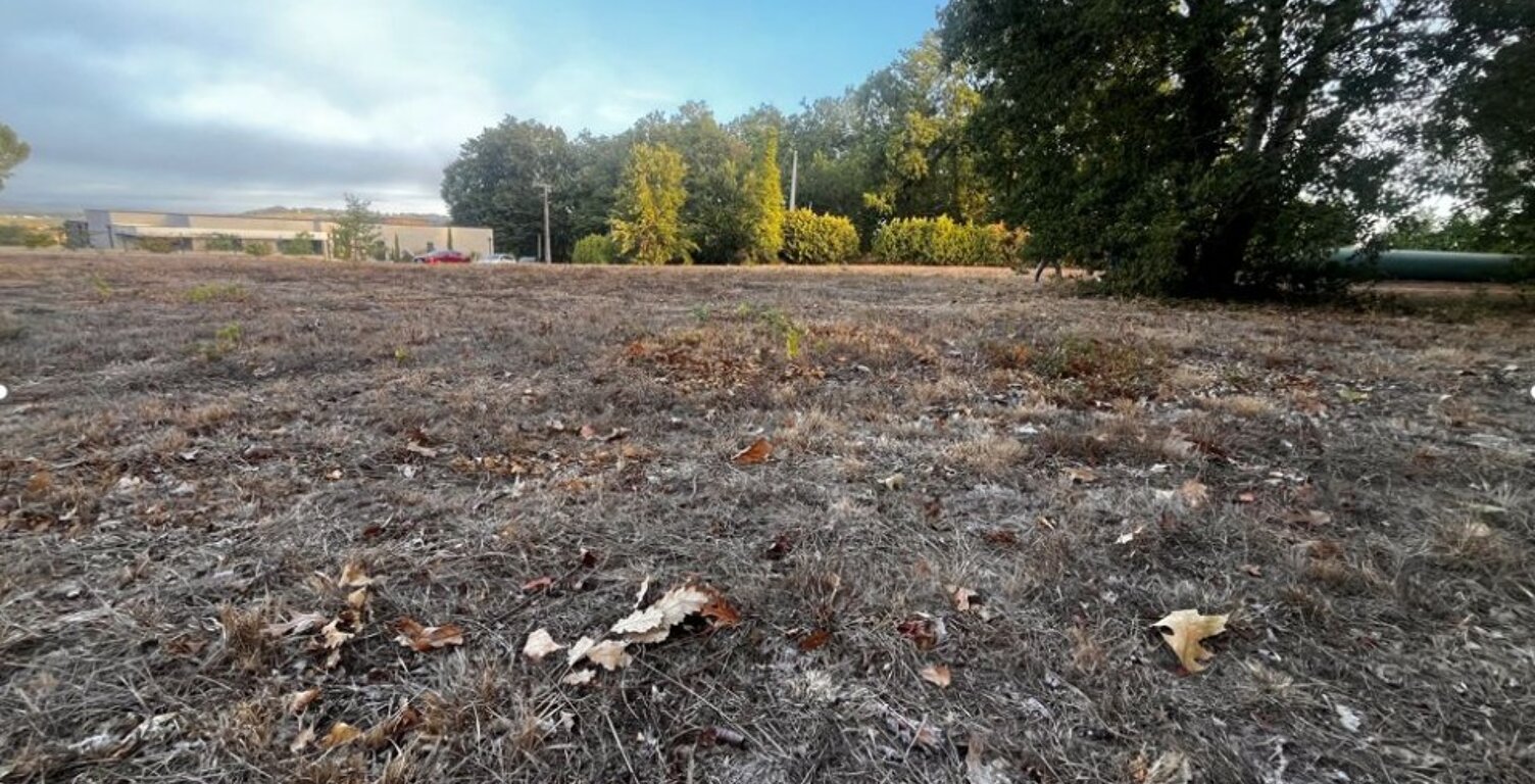Terrain à bâtir à Cadillac (33410) — photo 1
