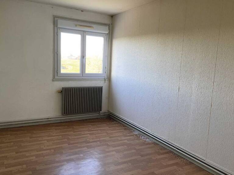 APPARTEMENT 4 PIÈCES – 76 M² À LUZY — photo 1