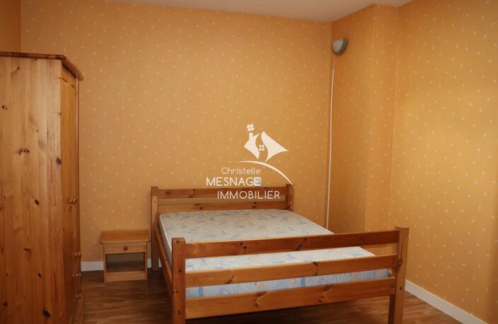 À louer chez Christelle Mesnage, DINAN centre-ville - Dans u — photo 4