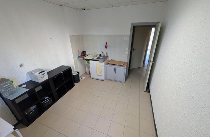 Local commercial À Vendre — photo 5