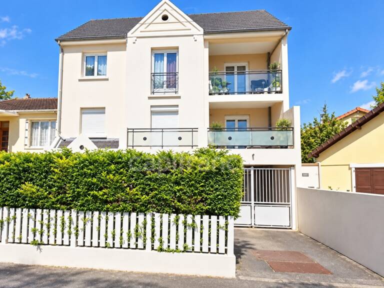 T2 - 49 m² avec balcon et parking – Petite copropriété au calme — photo 1