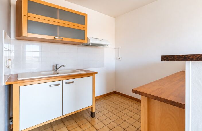 T2 - 49 m² avec balcon et parking – Petite copropriété au calme — photo 2