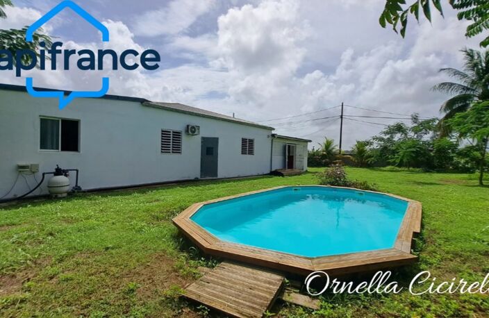 SAINTE-ROSE – MAISON 6 PIÈCES DE 222 M² AVEC PISCINE SUR 1 331 M² DE TERRAIN — photo 3