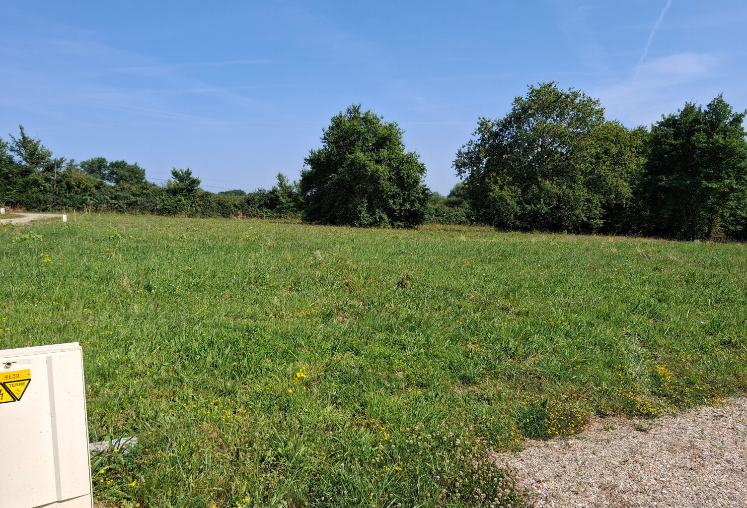 Terrain à vendre de 1 078,00 m² proche de CASTELJALOUX (47) lotissement 8 lots — photo 1