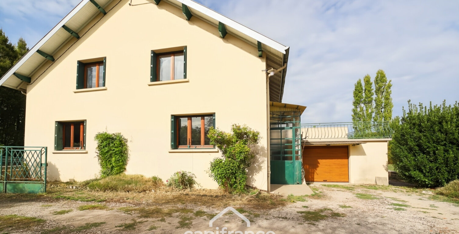 Maison à rénover 3 chambres avec jardin, garage et vue sur le Revermont, à Beaufort-Orbagna (39) — photo 1