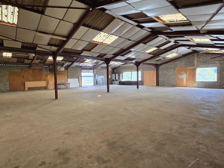 LOCAL D’ACTIVITÉ 396 m² – ACCÈS POIDS LOURDS – EPERVANS / CHALON-SUR-SAÔNE — photo 1