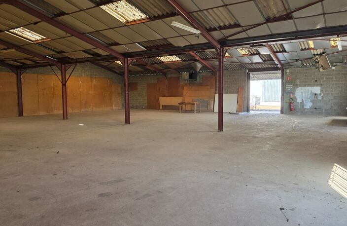 LOCAL D’ACTIVITÉ 396 m² – ACCÈS POIDS LOURDS – EPERVANS / CHALON-SUR-SAÔNE — photo 3