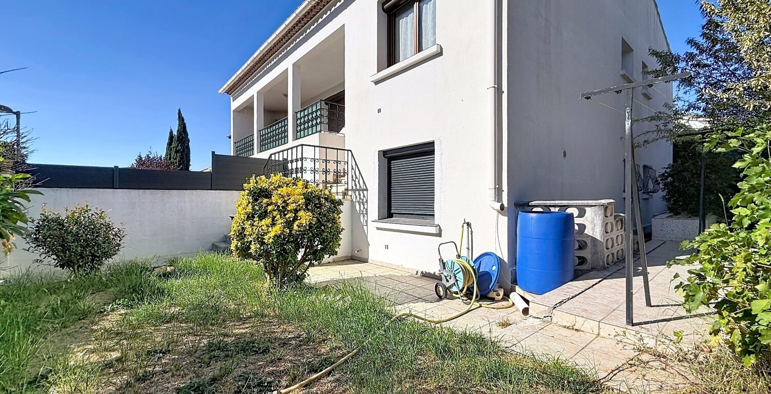 JUVIGNAC (34) - LA PLAINE : Maison à vendre 9 pièces 212 m2 divisée en deux appartements - terrain de 423 m2 - Garage - Terrasses - Jardin — photo 1