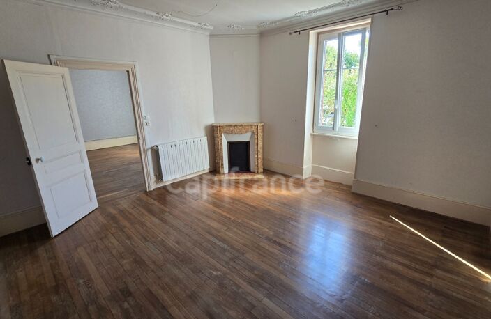 Maison en pierre de 139 m² avec dépendances- terrain de 2308 m² - Proche de Chalon-sur-Saône (Saône et Loire) — photo 3