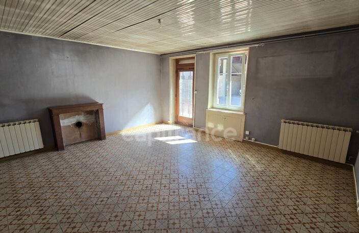 Maison en pierre de 139 m² avec dépendances- terrain de 2308 m² - Proche de Chalon-sur-Saône (Saône et Loire) — photo 5