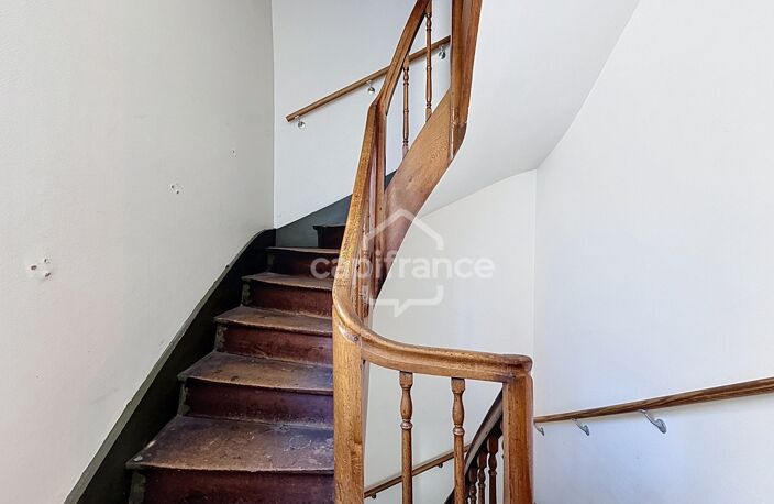 Immeuble de rapport de 142 m2, secteur Grammont — photo 5
