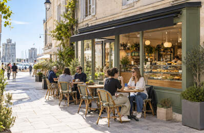 Fonds de commerce à vendre LA ROCHELLE (17) RESTAURANT / BAR LICENCE IV _IDEAL COFFEE SHOP / RESTAURATION RAPIDE / BOULANGERIE — photo du bien