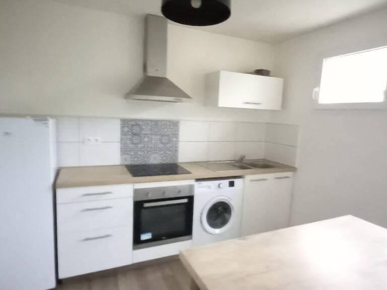 CARHAIX PLOUGUER- RARE SUR LE MARCHE  Appartement 2 pièces — photo 1