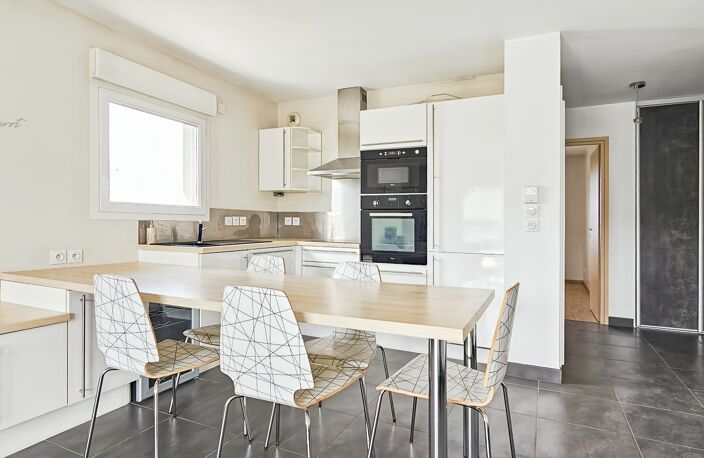 LES OLLIERES Appartement 3P 67m² dernier étage avec Garage et parking privé — photo 5