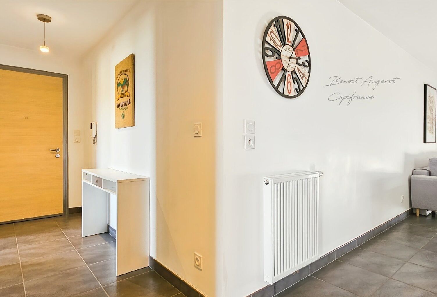 LES OLLIERES Appartement 3P 67m² dernier étage avec Garage et parking privé — photo 1