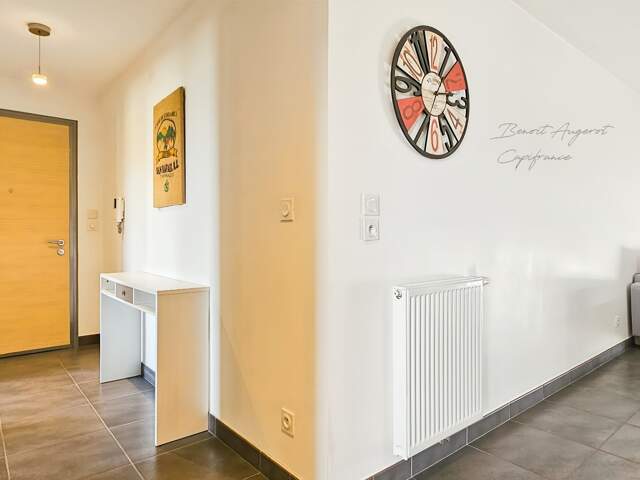 LES OLLIERES Appartement 3P 67m² dernier étage avec Garage et parking privé — photo du bien