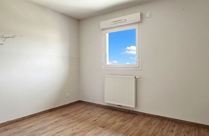LES OLLIERES Appartement 3P 67m² dernier étage avec Garage et parking privé — photo 4