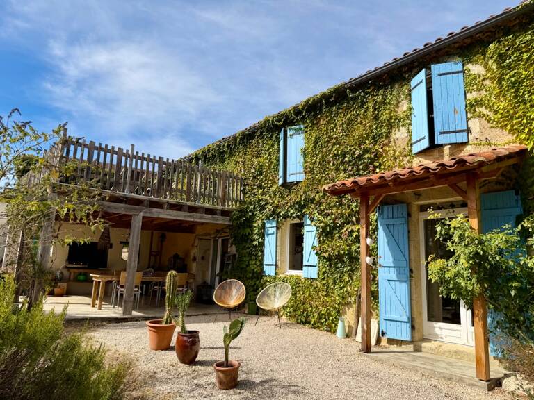 Propriété avec 2 gîtes, une chambre d'hôtes et 2 piscines - 2,2 hectares - VIC FEZENSAC (32) — photo 1