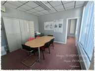 BUREAUX AVEC GARAGE, COUR ET POTENTIEL DE CRÉATION D’UN LOGEMENT – MEHUN-SUR-YÈVRE — photo 4