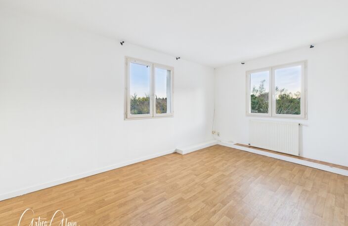 Maison à vendre 3 pièces avec extérieur et garage — photo 5