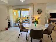 Appartement à vendre 4 pièces HYERES (83) - Plain pied - 2 parkings - 2 terrasses — photo 4