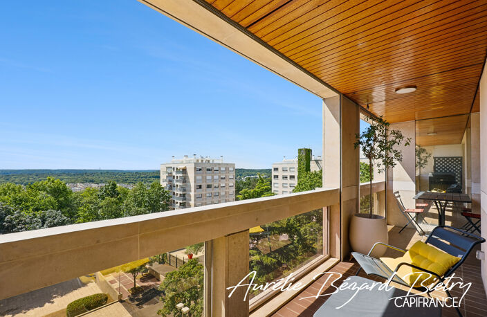 Dernier étage avec vue panoramique et loggia — photo 5