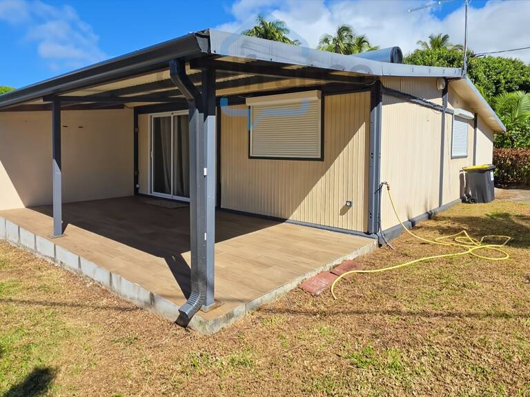 PITON SAINTE-ROSE – ENSEMBLE IMMOBILIER DE 2 LOGEMENTS – 107,5 M² – TERRAIN 609 M² – 249 000 € — photo 1