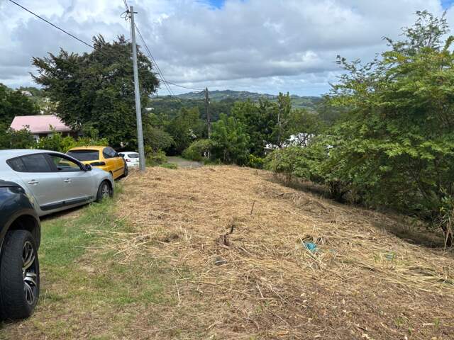 Terrain à vendre  LE ROBERT (972) de 593 m2 — photo du bien