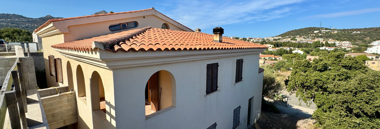 Maison 5 Pièces 131 m² à vendre à L'Île-Rousse (20220)