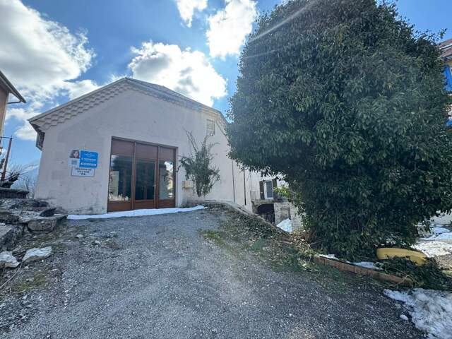 À vendre – Maison de village 116m² habitables – Lus-la-Croix-Haute (26620) — photo du bien