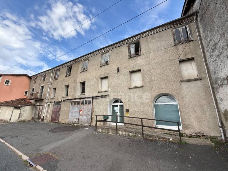 BÂTIMENT DE 420 M2, BUREAUX, 2 GARAGES DE 60 ET 80 M2, CRÉATION PLUSIEURS HABITATIONS, COUR, STATIONNEMENT — photo 1