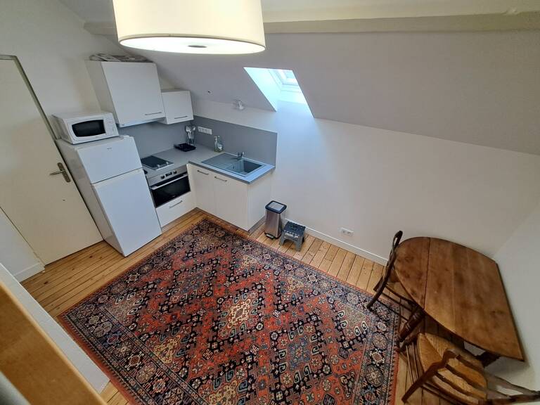 Appartement à louer 1 pièces BELLEU (02) — photo 1