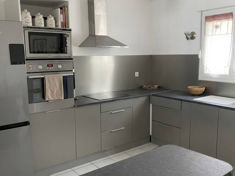 Maison à vendre 4 pièces SAINTES (17) — photo 1