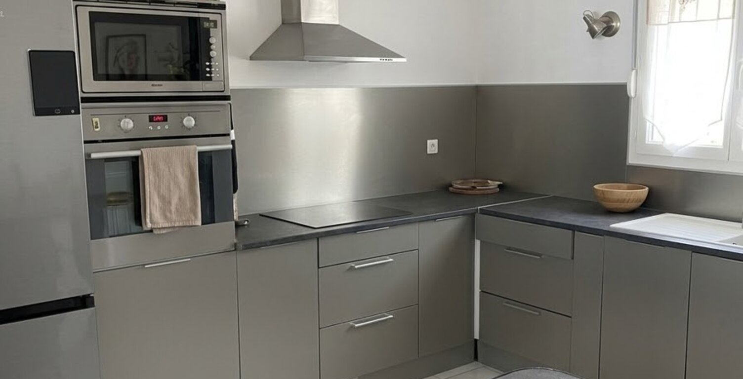 Maison à vendre 4 pièces SAINTES (17) — photo 1