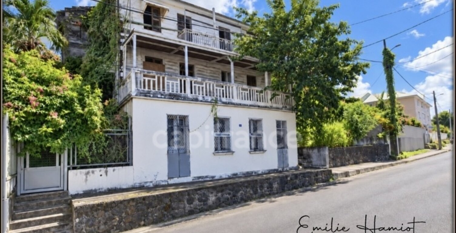 A vendre - Fort de France Clairière - Terrain avec bâti à réhabiliter ou à démolir — photo 1