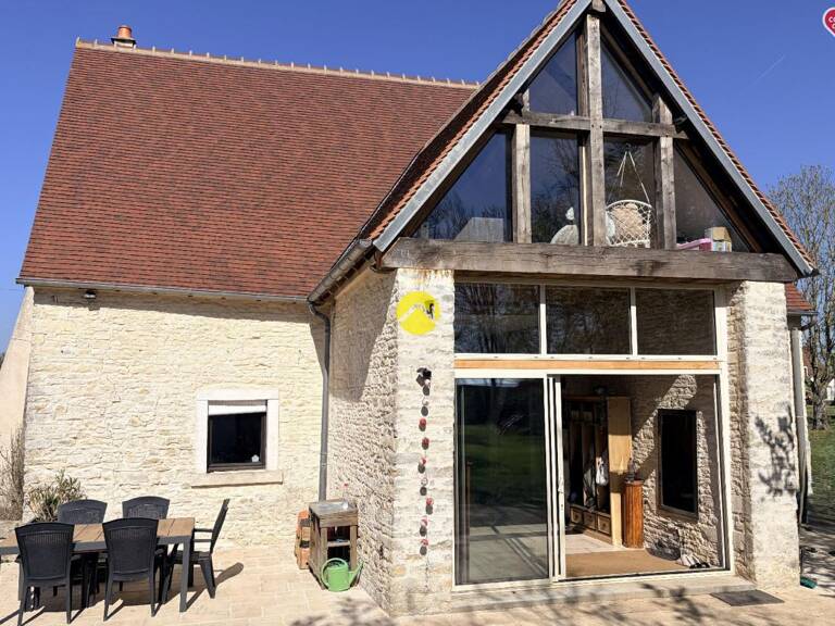 Maison rénovée avec piscine — photo 1