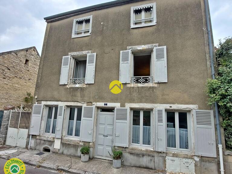 MAISON AVEC COUR + TERRAIN-JARDIN — photo 1