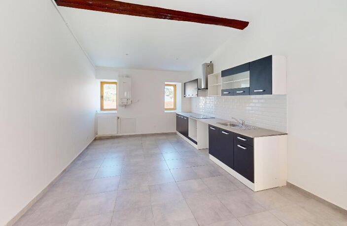 T3 de 70 m² au dernier étage avec terrasse tropézienne - Unieux — photo 3