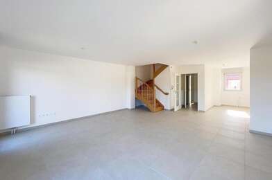 Maison 5 pièces 1700 €