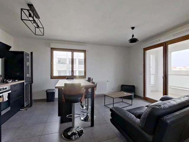 12 rue de la Poudrette Villeurbanne 69100 - T2 Meublé - 975 €CC — photo du bien