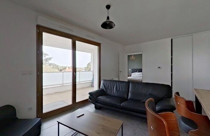 12 rue de la Poudrette Villeurbanne 69100 - T2 Meublé - 975 €CC — photo 2