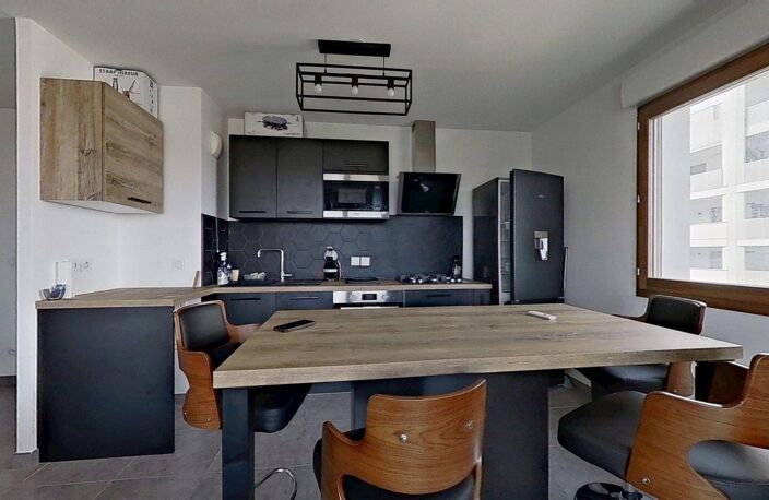 12 rue de la Poudrette Villeurbanne 69100 - T2 Meublé - 975 €CC — photo 3